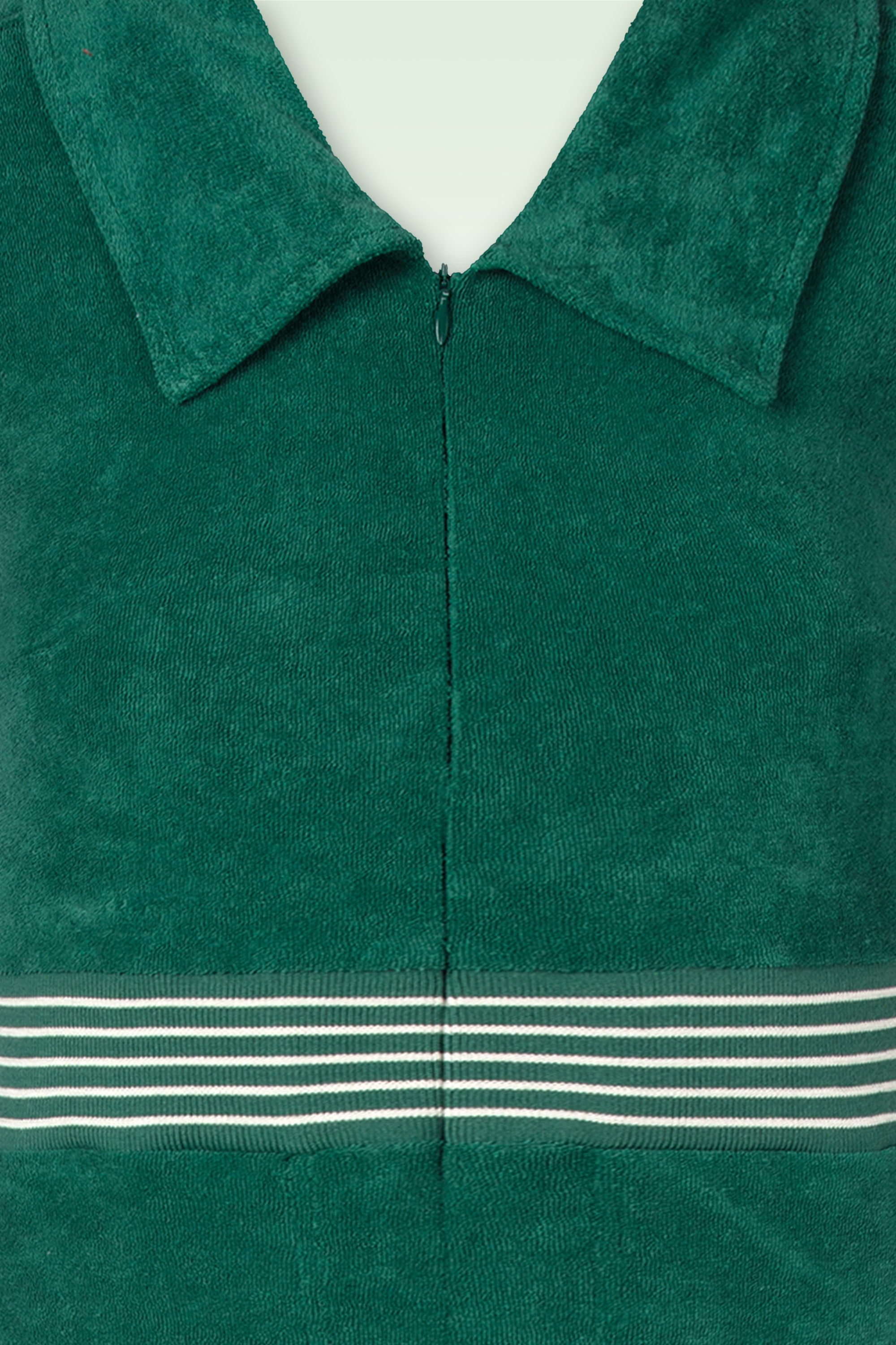 Mademoiselle YéYé - Funky Loop jumpsuit in regenwoud groen 2