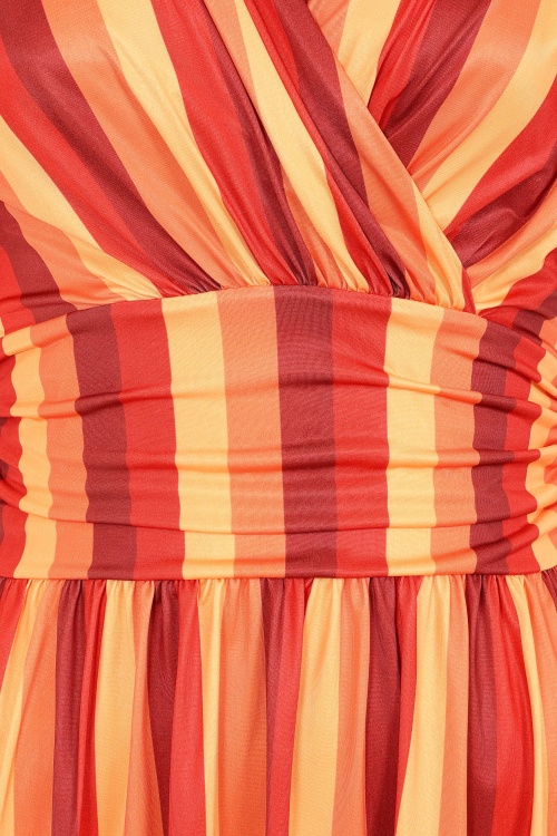 Vintage Chic for Topvintage - Topvintage Exclusive ~ Sadie Stripes swing jurk in rood en oranje 3