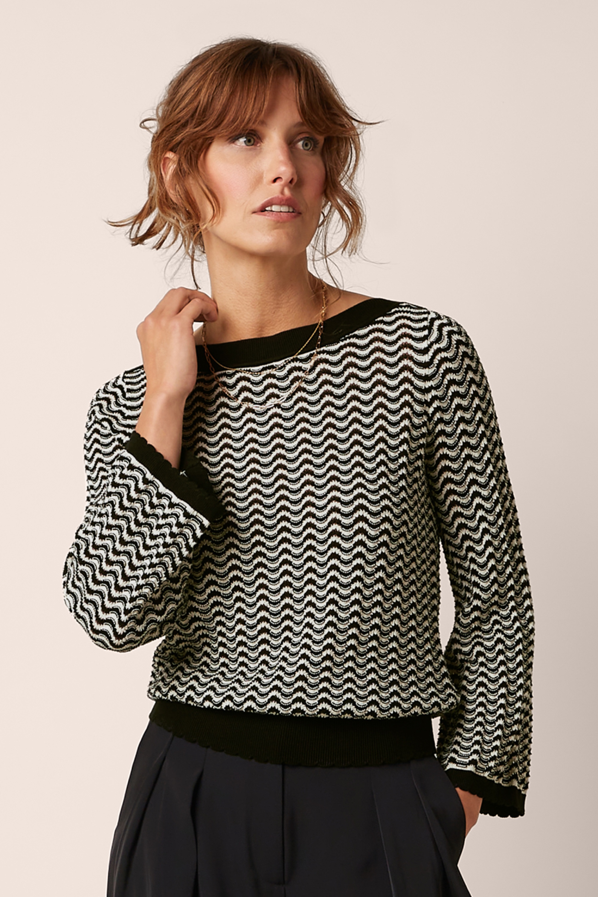 King Louie - Audrey Tide Trumpet Sleeve top in crème