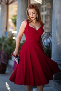 Glamour Bunny - Topvintage exclusive ~ The Gina Lee swing jurk in rood 7