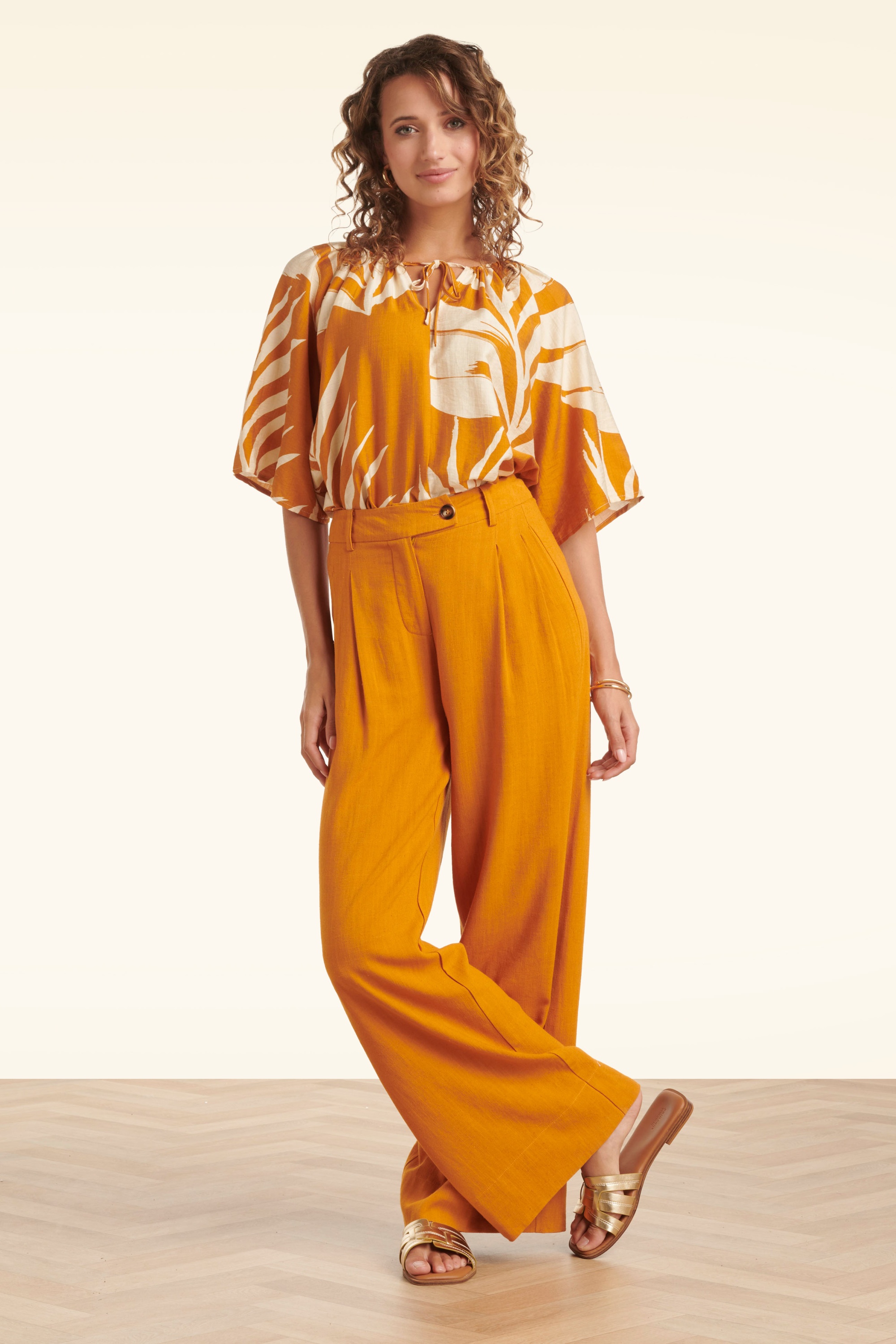 Smashed Lemon - Marigold Magic pantalon met wijde pijpen in mosterdgeel 5