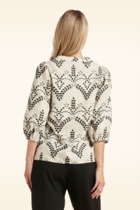 Smashed Lemon - Sandy Dune geborduurde blouse in zand en zwart 3