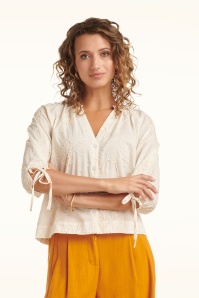 Smashed Lemon - Petal Shimmer geborduurde katoenen blouse in crème 