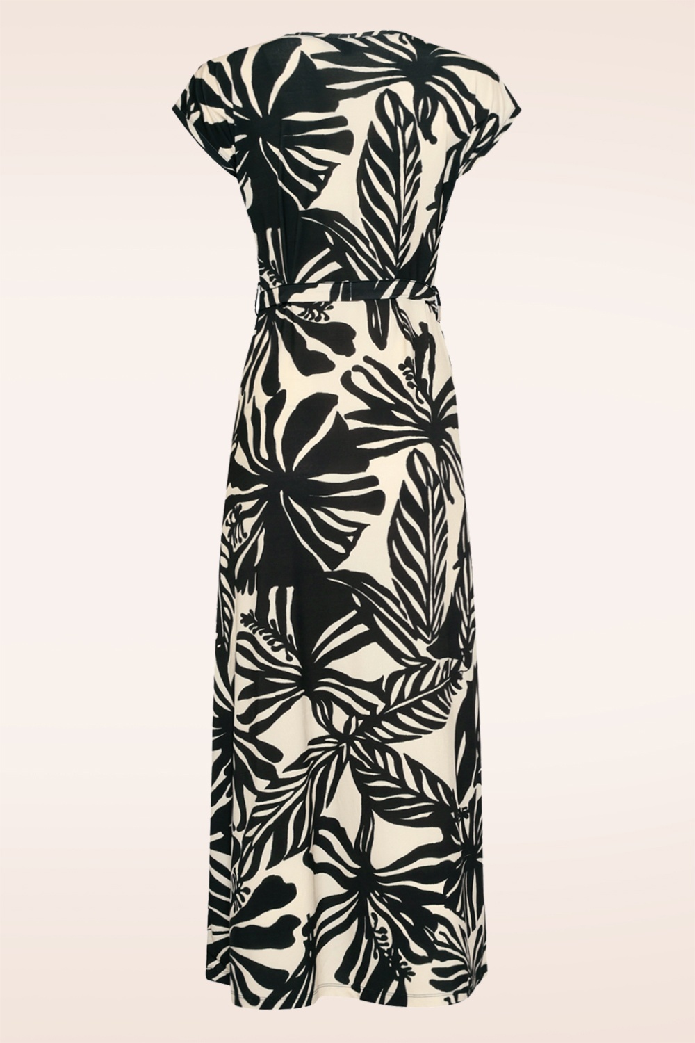 Smashed Lemon - Graphic Groove midaxi jurk in gebroken wit en zwart 4