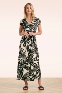 Smashed Lemon - Graphic Groove midaxi jurk in gebroken wit en zwart