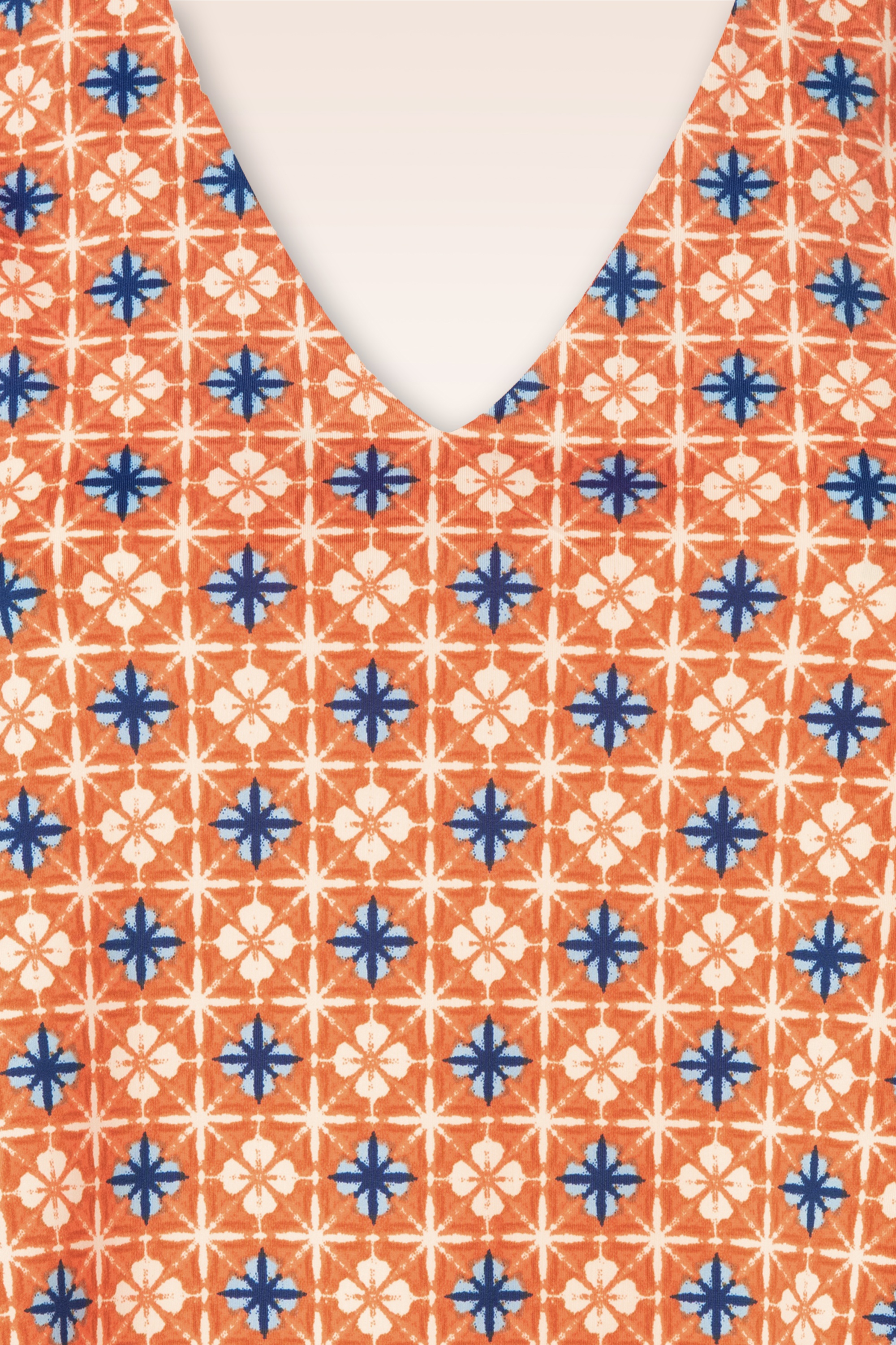 Surkana - Naranja V-neck top in oranje 2