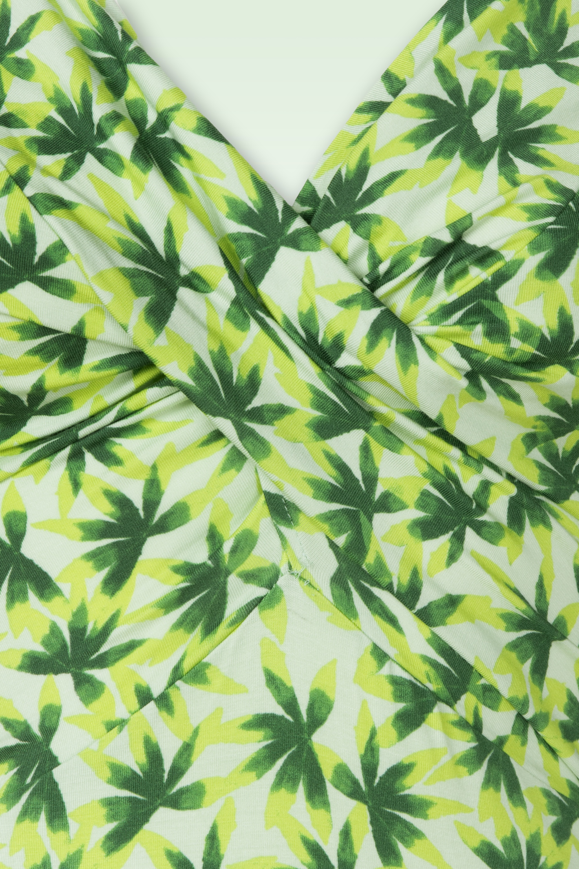 Surkana - Dani gedrapeerde strap jurk in lichtgroen 2