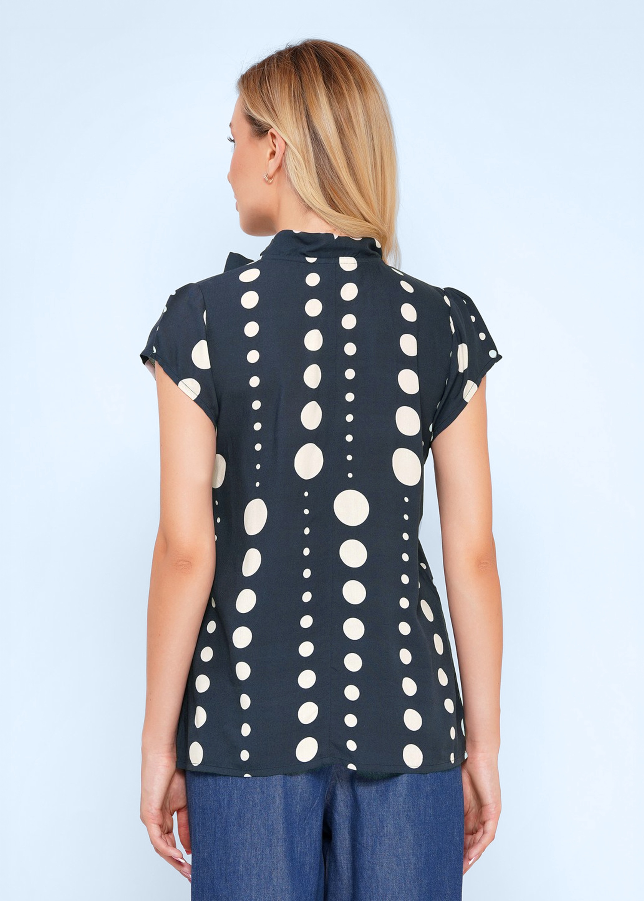 Circus - Anna polkadot blouse in indigo en gebroken wit 3