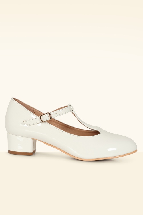 Banned Retro - Mary Jane Patent T-Strap pumps in gebroken wit