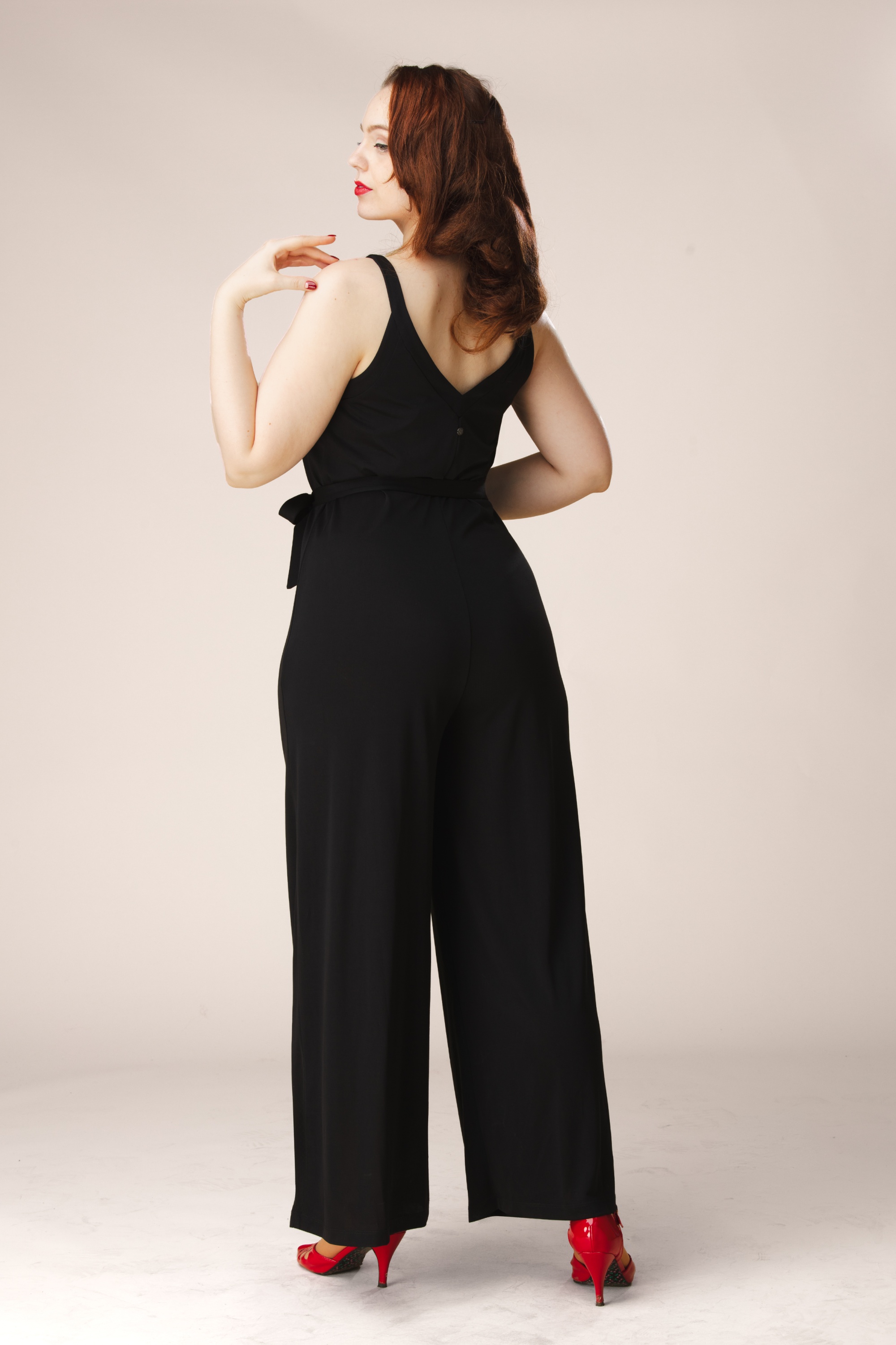 Surkana - Mandy Strap jumpsuit in zwart 2