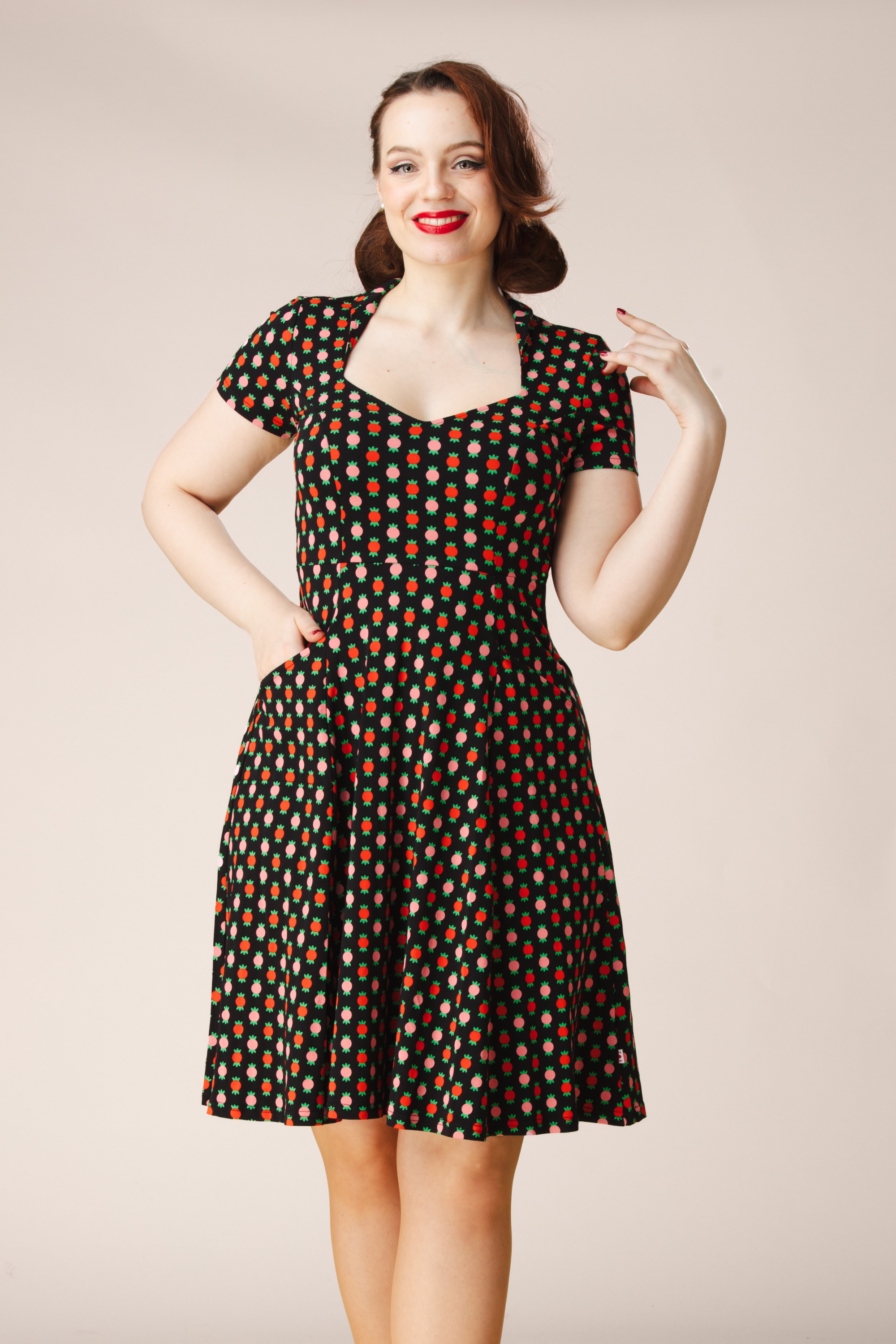 Blutsgeschwister - Gracious Allure jurk in sweet fruit memories