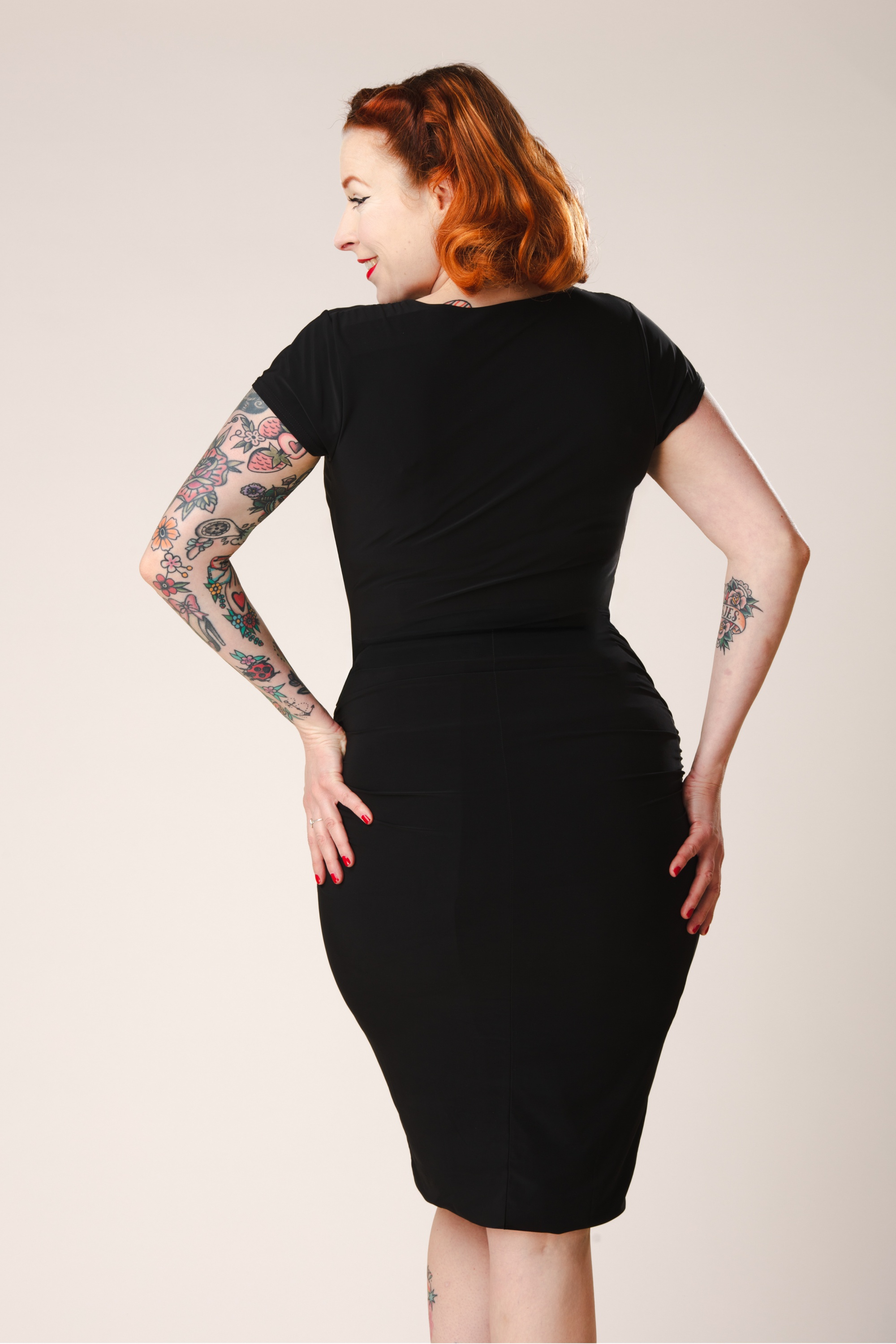 Vintage Chic for Topvintage - Topvintage exclusive ~ Rachel pencil jurk in zwart 4