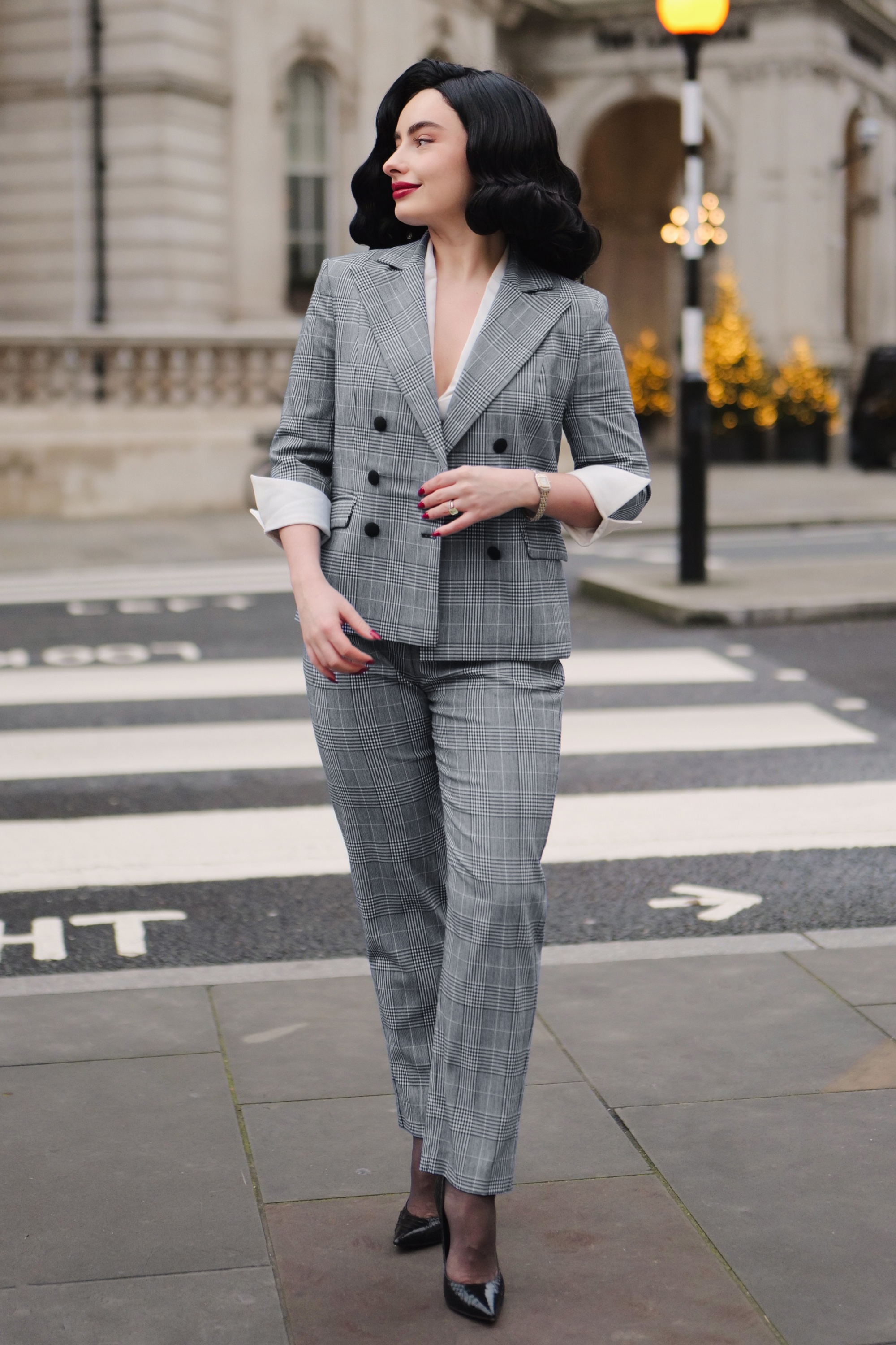 Glamour Bunny Business Babe - Topvintage exclusive ~ Alexis Check blazer in zwart en wit