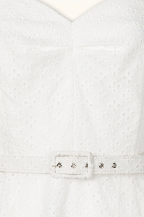 Topvintage Boutique Collection - Topvintage Exclusive ~ Gabriella broderie anglaise swing jurk in wit 4