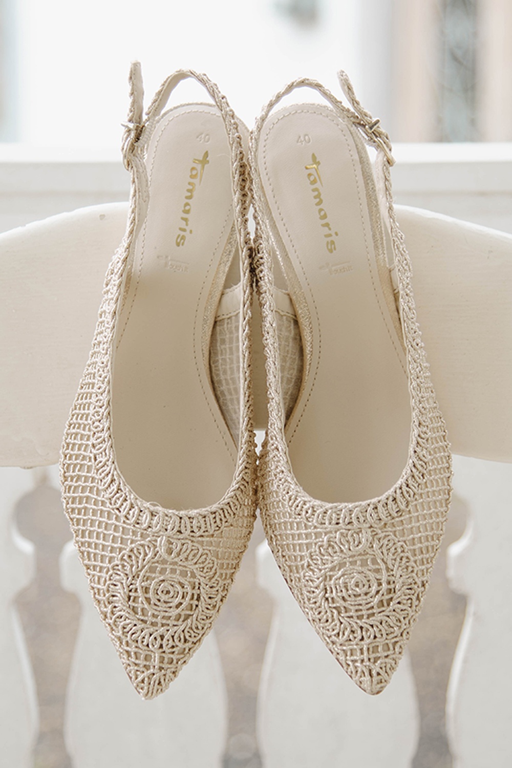 Tamaris - Riviera Glow Slingback Heels in lichtgoud