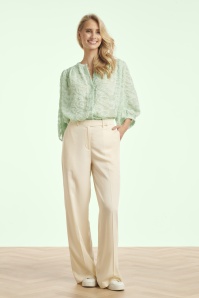 Smashed Lemon - Airy Elegance blouse in zachtgroen