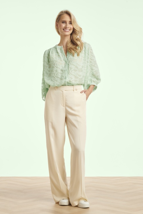 Smashed Lemon - Airy Elegance blouse in zachtgroen