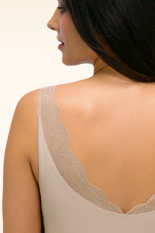 MAGIC Bodyfashion - Dream Lace body in cappuccino 5