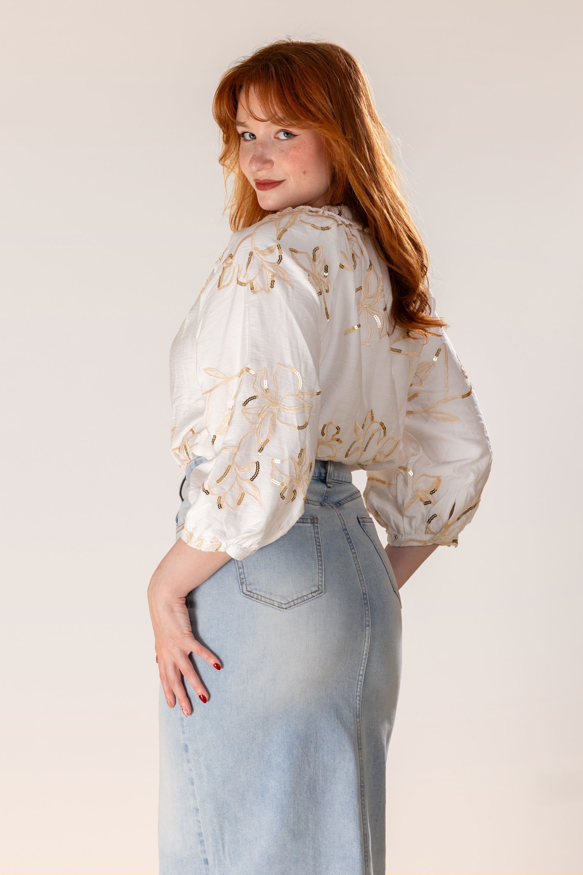 Smashed Lemon - Golden Sparkle Bloom geborduurde blouse in gebroken wit 6