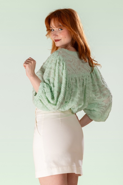 Smashed Lemon - Airy Elegance blouse in zachtgroen 6