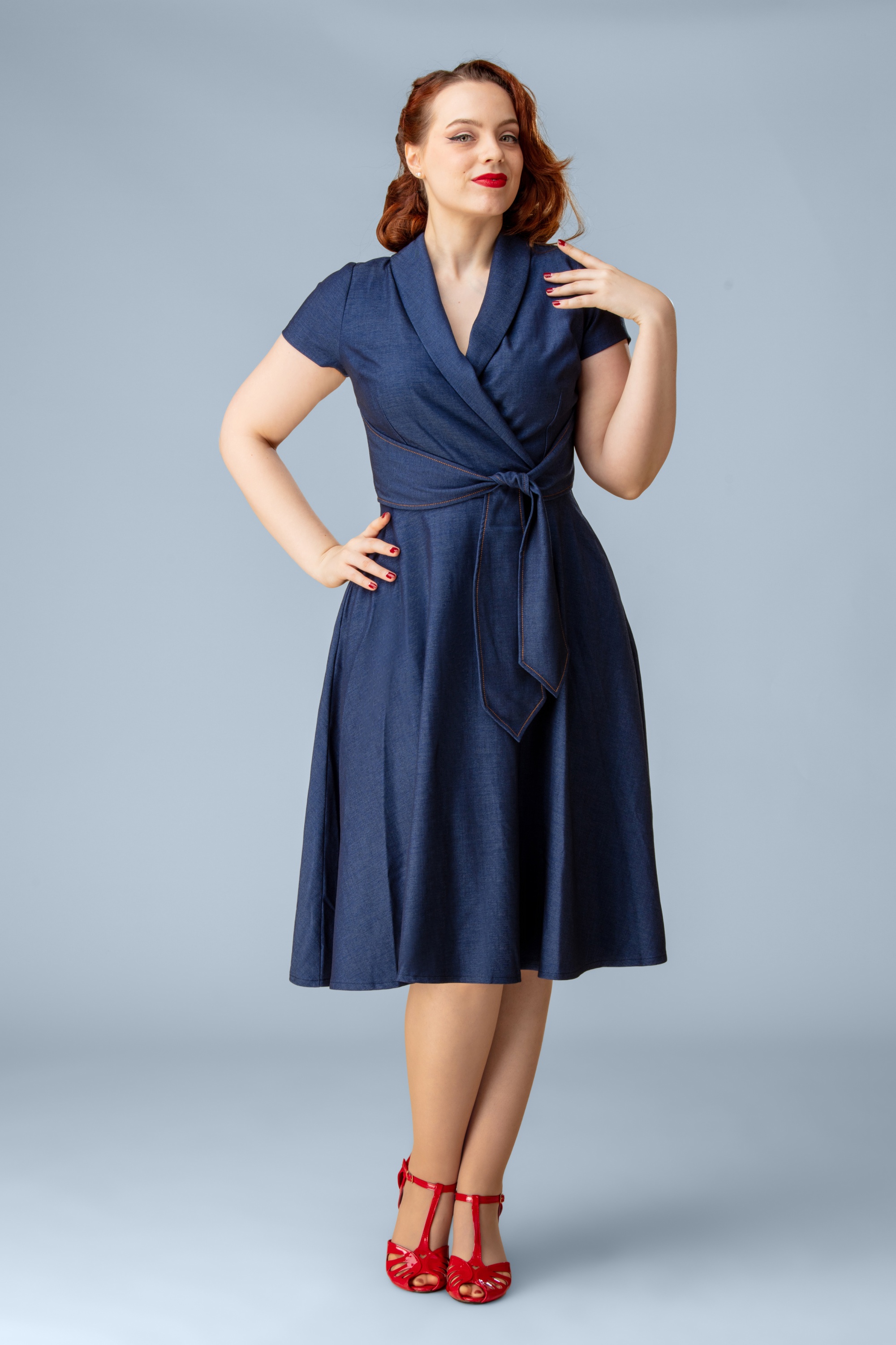 Rock-a-Booty - Topvintage exclusive ~ Emma swing jurk in blauw