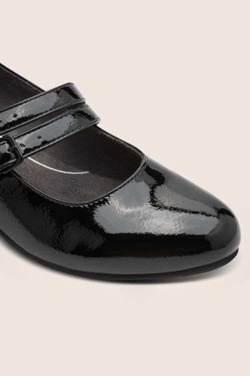 Jana Shoes - Delphine Softline Vegan lakpumps in zwart 2