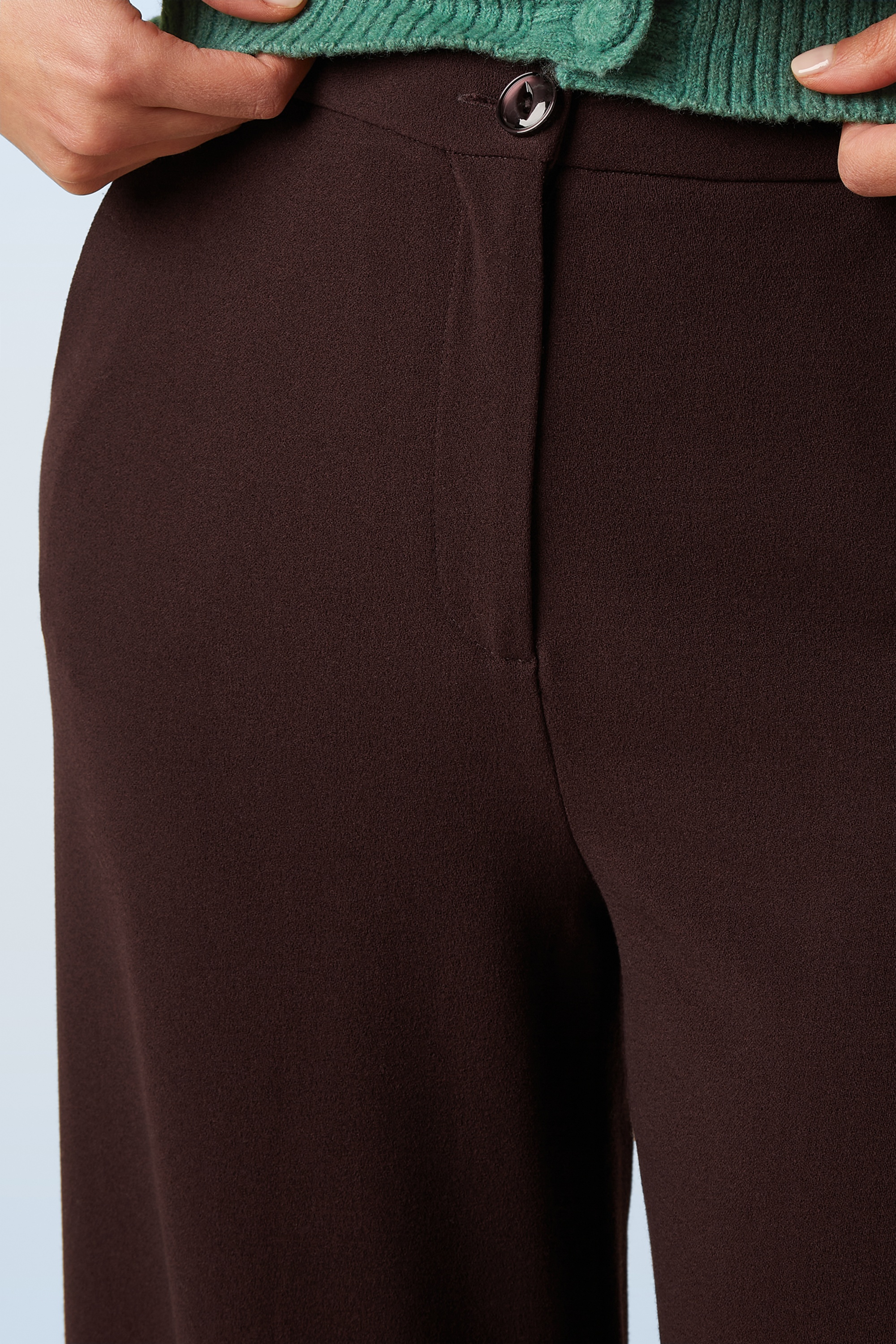 King Louie - Pantalon en crêpe tissé Peppa en marron foncé 3