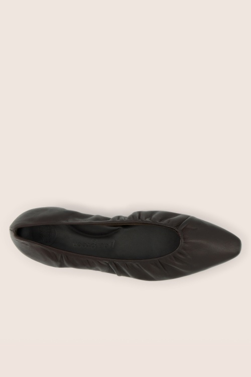 Paul Green - Charlotte Pointed flats van leder in donkerbruin 4