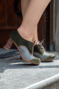 Nemonic - Juliet Leather Shoe Booties in Black and Green