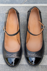 Nemonic - Juliet Mary Jane Pumps in Black 5
