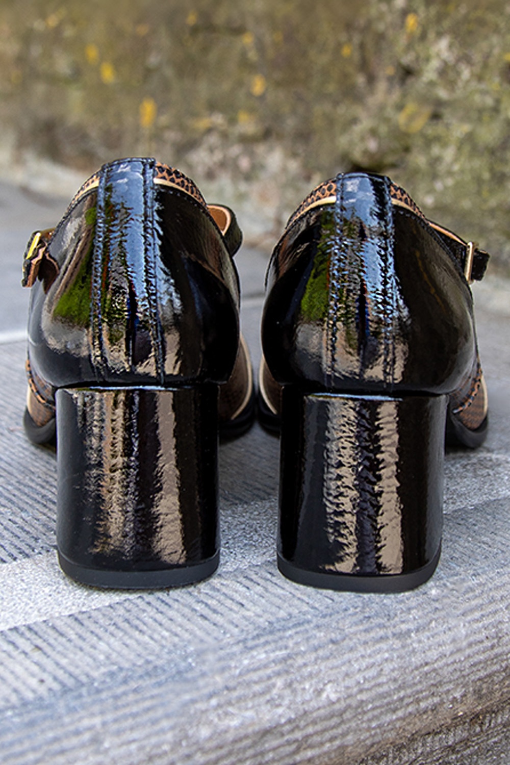 Nemonic - Juliet T-strap Pumps in Black Patent 6