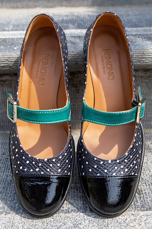 Nemonic - Julie Mary Jane Dotted Pumps in Black and Teal 3