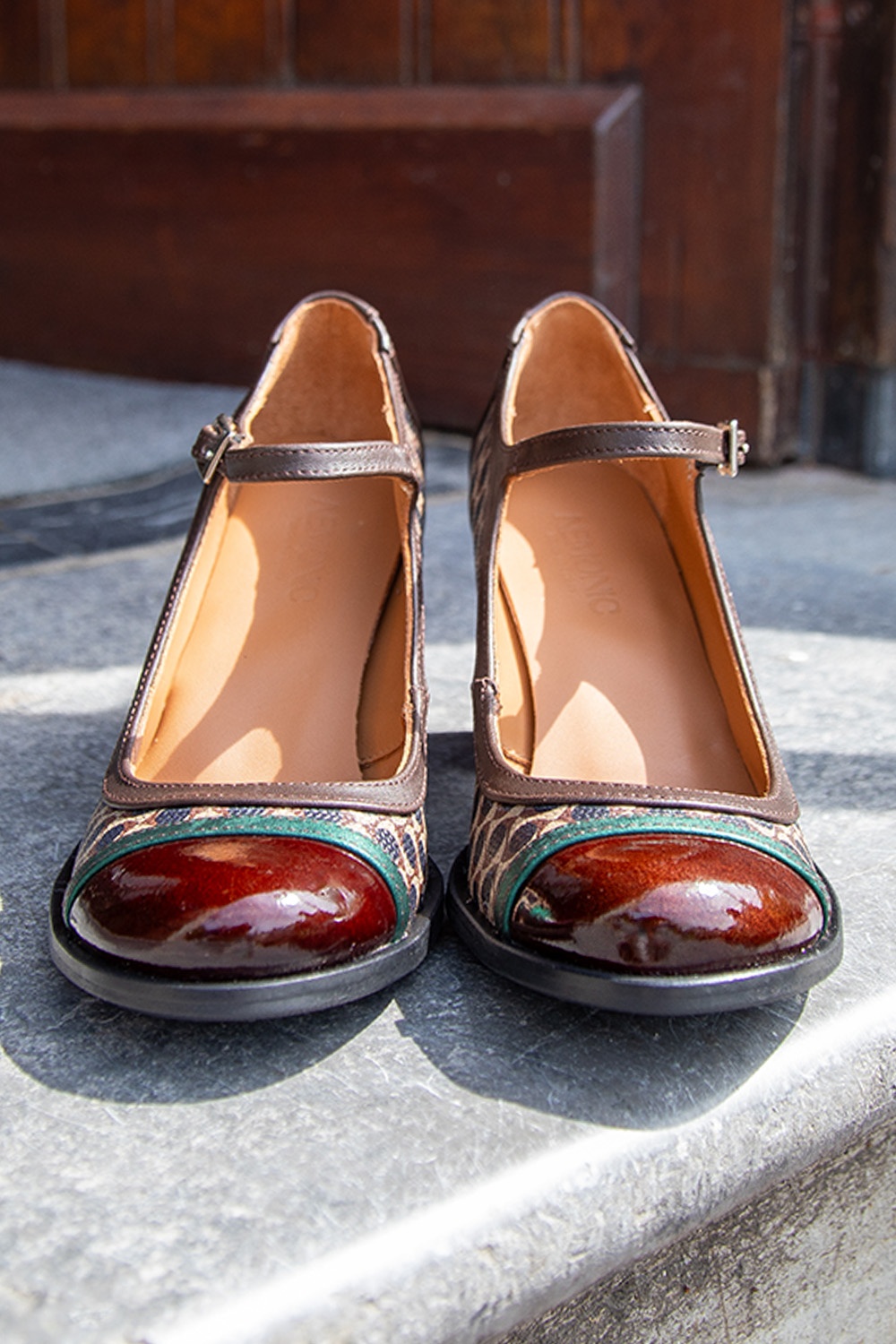 Nemonic - Juliet Mary Jane Pumps in Maroon 4