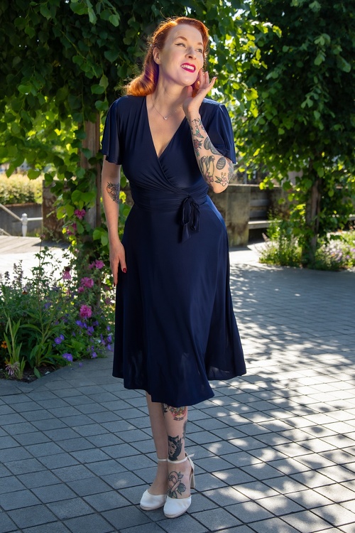 Vintage Chic for Topvintage - Exclusivité Topvintage ~ Robe croisée Irene en bleu marine