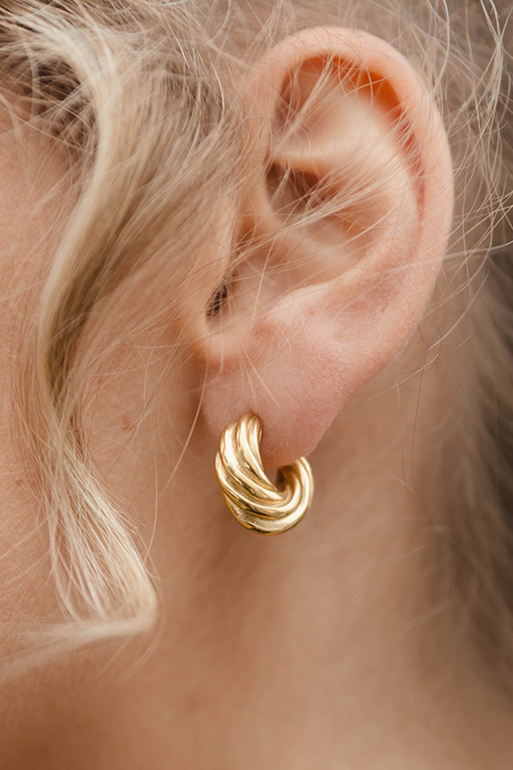 Day&Eve by Go Dutch Label - Croissant Creole oorbellen in goud