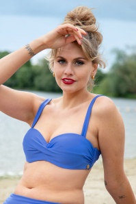 TC Beach - Twisted Bikini Top in Ocean Blue