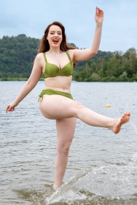 TC Beach - Push Up Bikinioberteil in glänzendem Kiwigrün 2