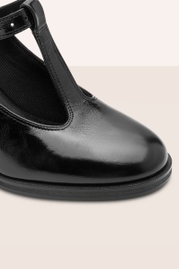 Tamaris - Francesca T-Strap Pumps in Black 4