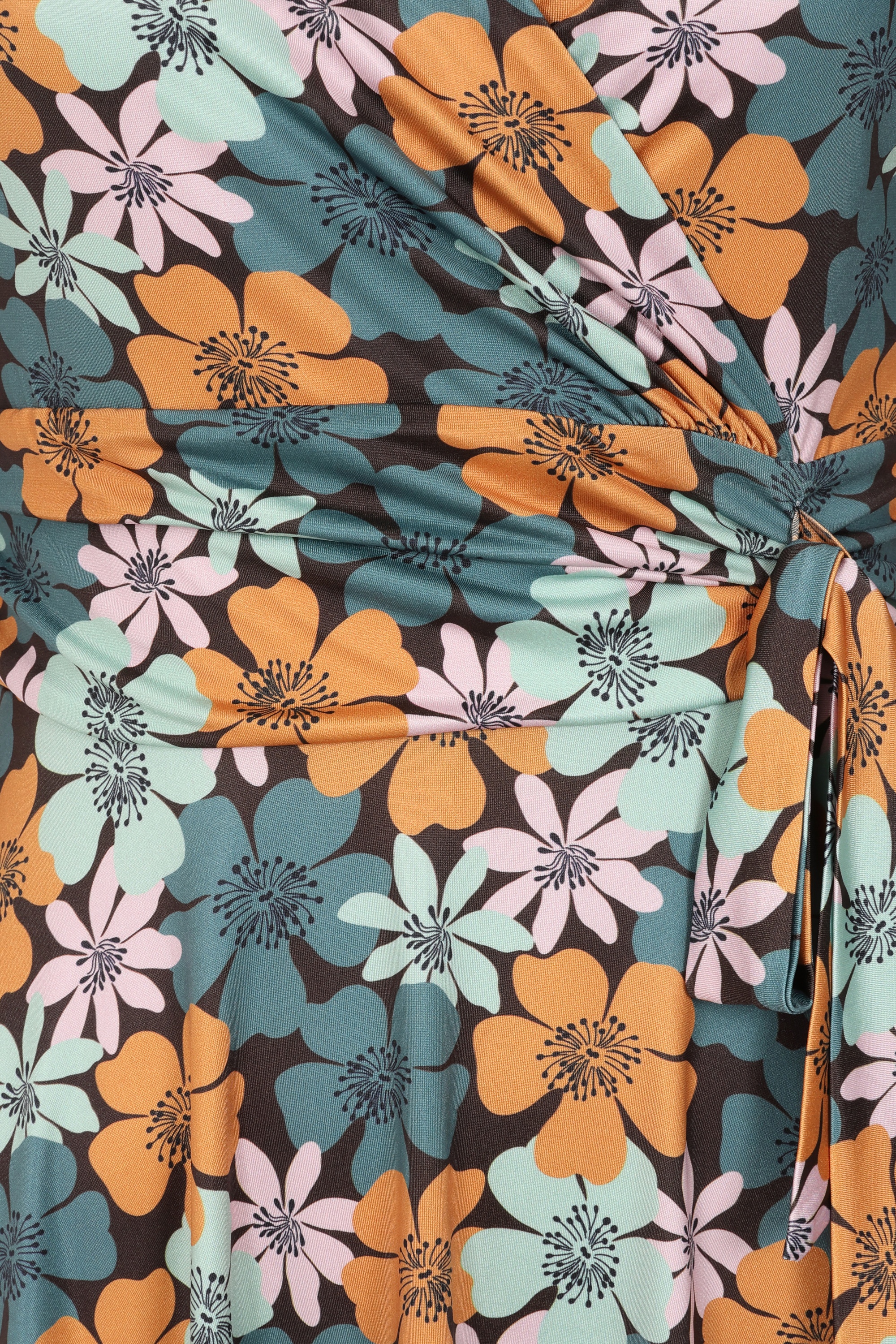 Vintage Chic for Topvintage - Topvintage exclusive ~ Aria Floral Swing Dress in Brown 3
