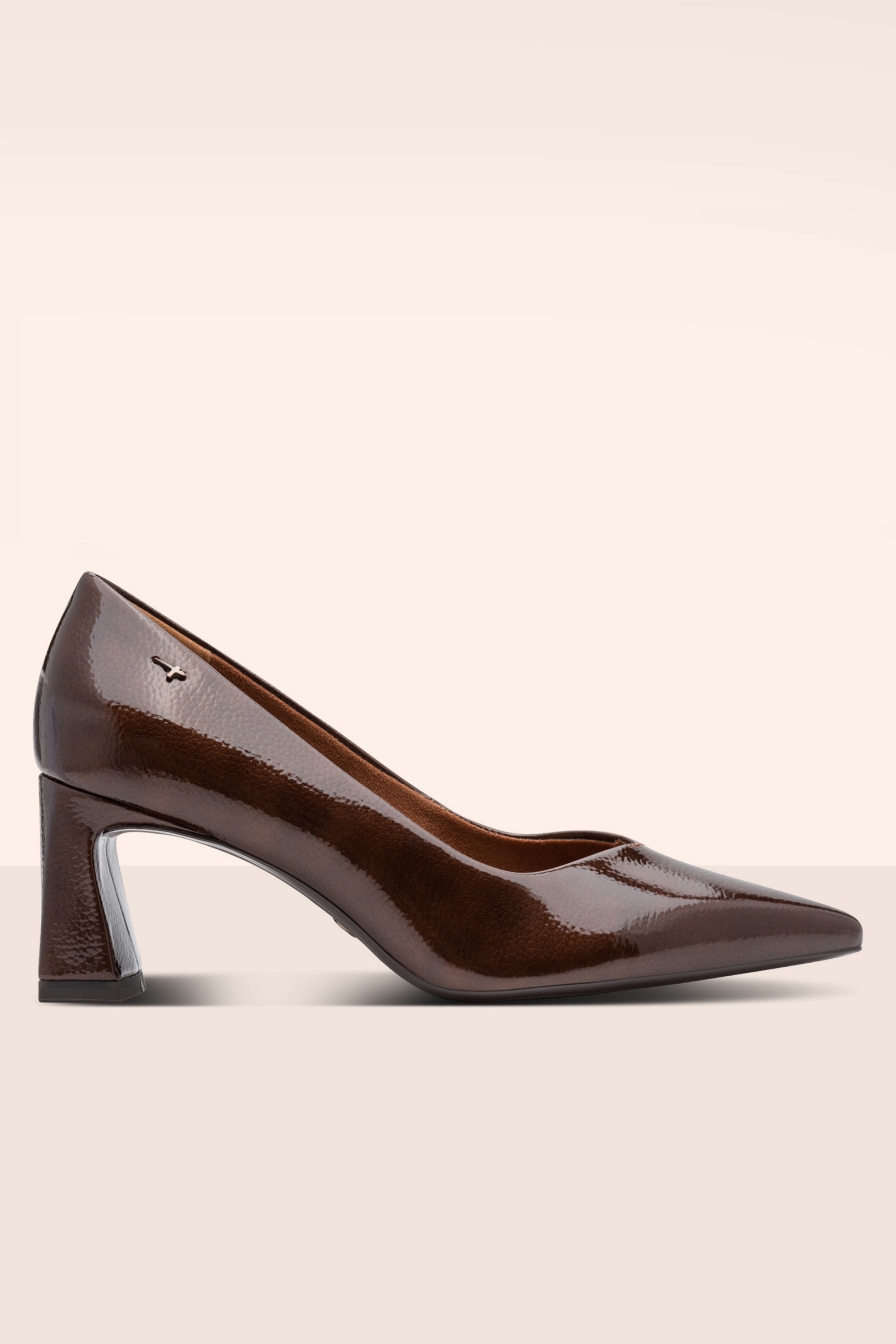Tamaris - Point Made Glossy pumps in bruin 2