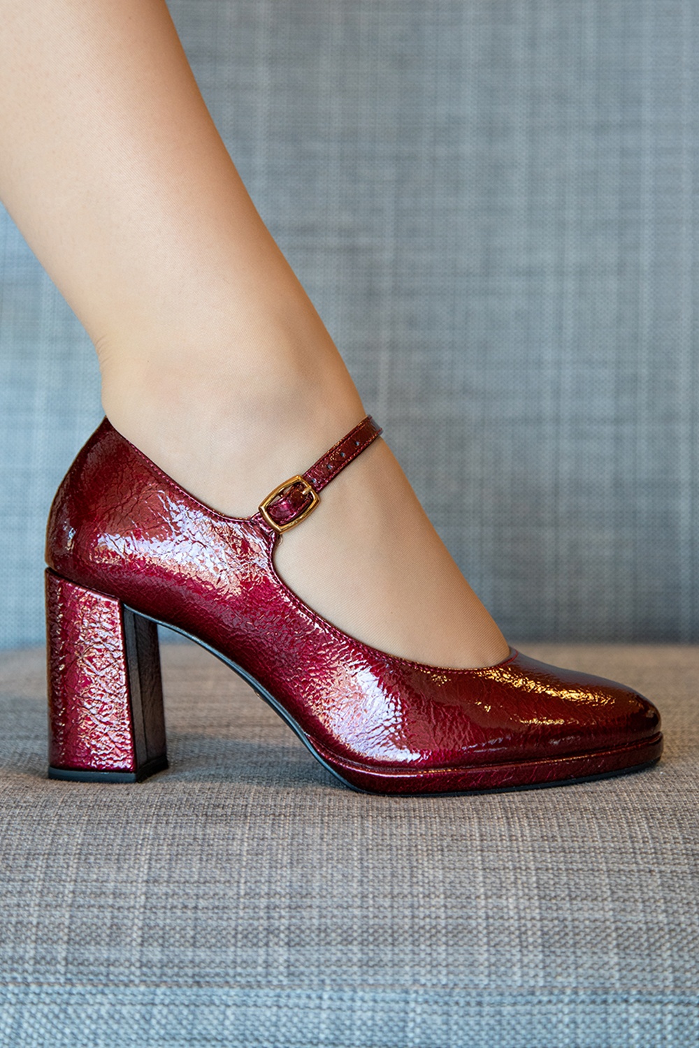 Tamaris - Maddy vegan lak pumps in wijnrood
