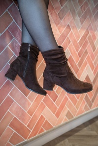 Tamaris - Bonny Comfort Block Heel Boots in Mocca