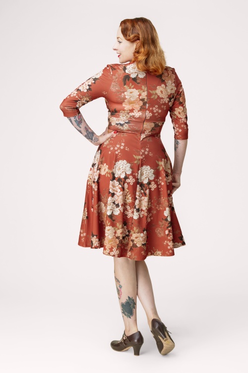 Vintage Chic for Topvintage - Exklusiv bei Topvintage ~ Caroline Oriental Floral Swingkleid in Rost-Orange 3