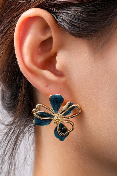 Day&Eve by Go Dutch Label - Petal Pop Earrings in Blue