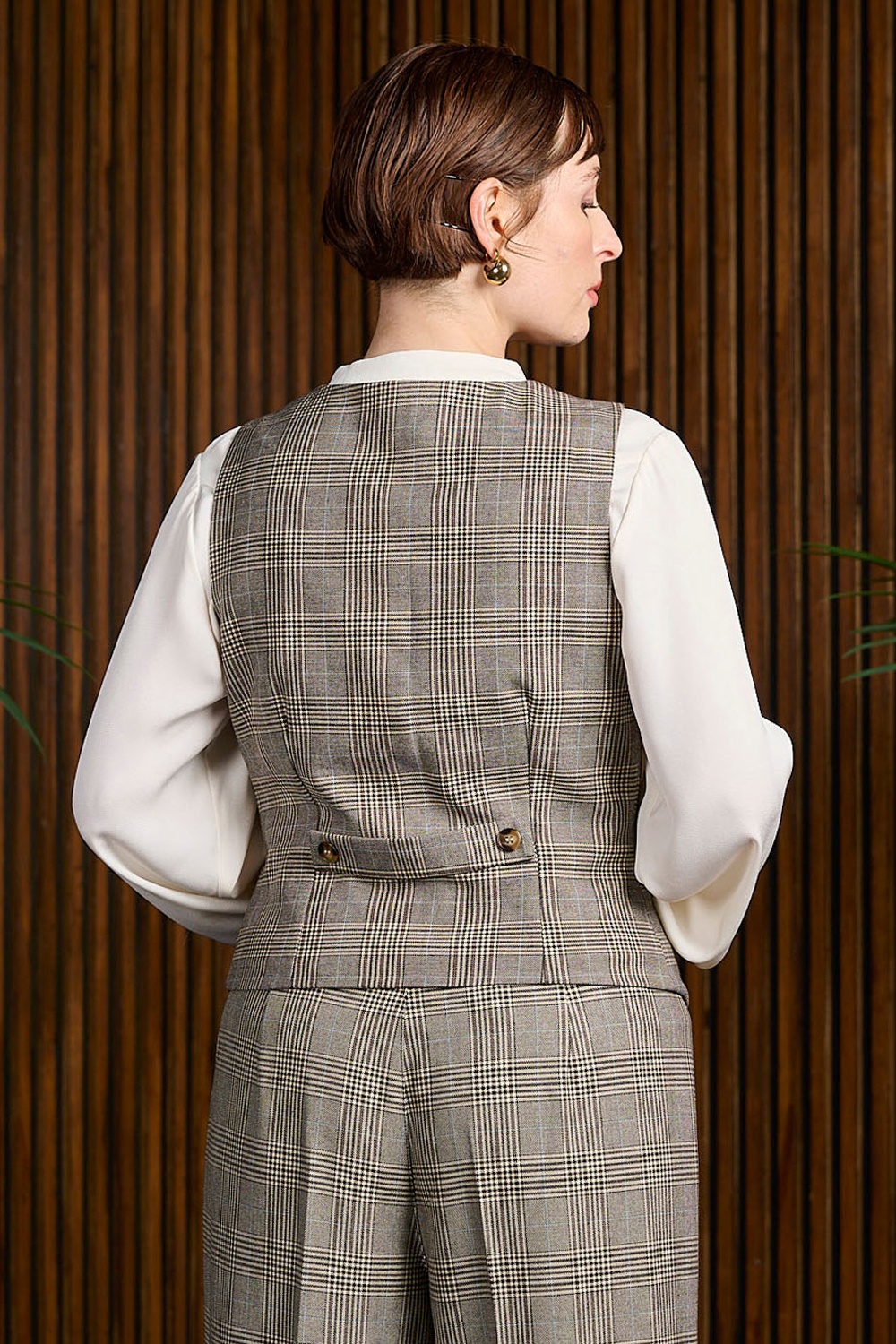 Banned Retro - Selma Prince Of Wales Waistcoat in Brown 4