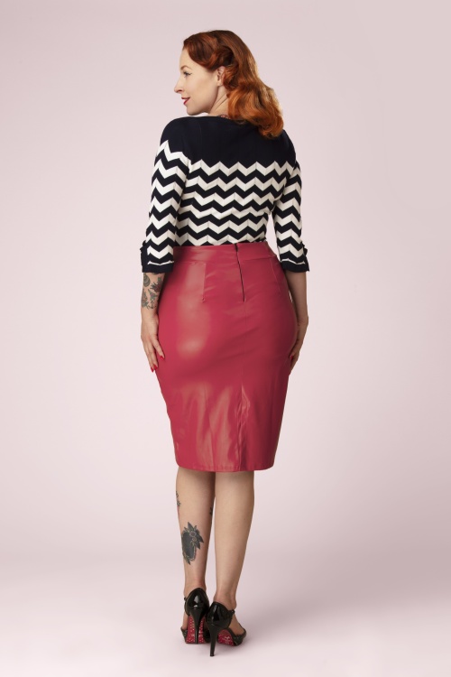 Vintage Chic for Topvintage - Topvintage exclusive ~ Lena Leather Look Pencil Skirt in Red 3