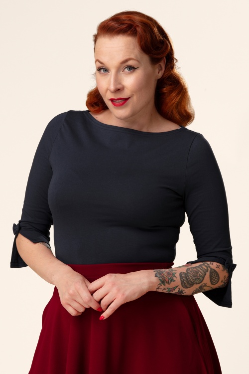 Banned Retro - Oonagh Top Années 50 en Bleu Marine