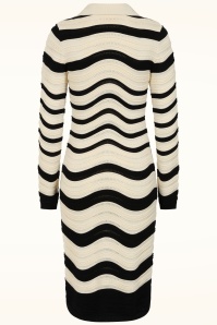Topvintage Boutique Collection - Topvintage exclusive ~ Bibi Swirl Knitted Dress in Cream and Black 4
