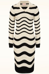 Topvintage Boutique Collection - Topvintage exclusive ~ Bibi Swirl Knitted Dress in Cream and Black 3
