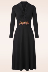 Blutsgeschwister - Robe Hot Knot Shawl en Black and Strong 2